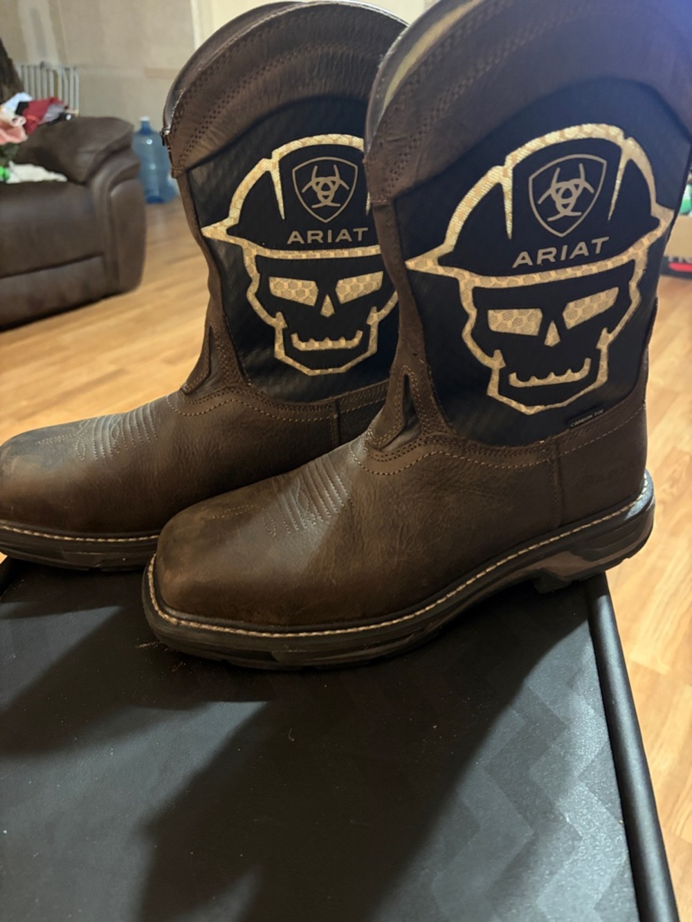 Ariat WorkHog XT VentTEK Bold Carbon Toe Skull Work Boots Men's 10.5 D